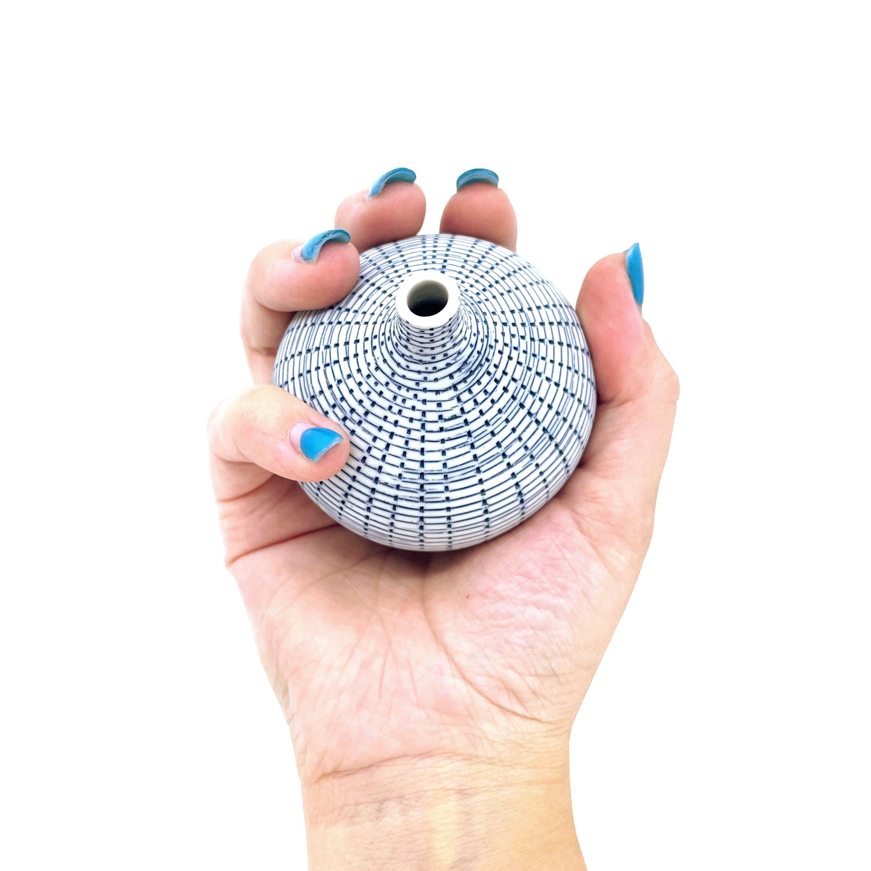 Congo Tiny Bud Vase