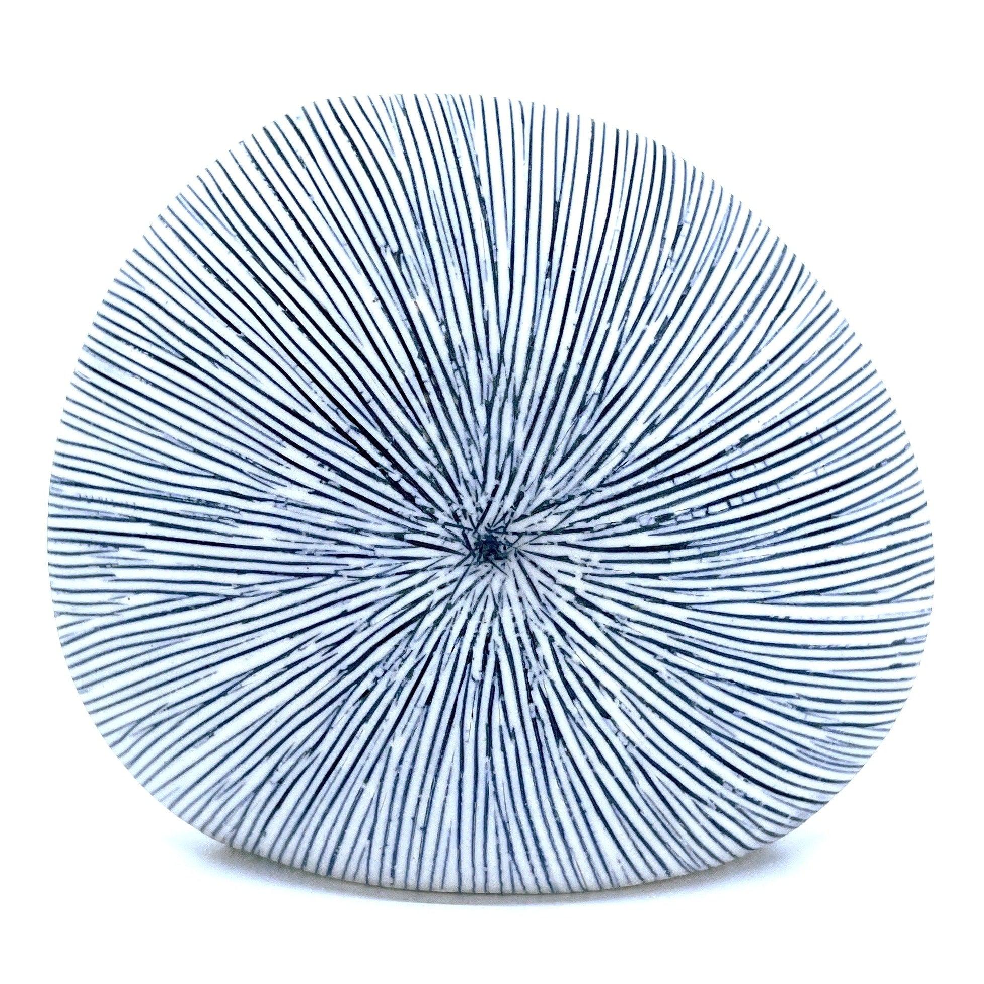 Diva Round Mini Bud Vase